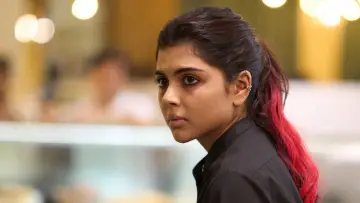 Задник до фильму"ലോകഃ Chapter 1: ചന്ദ്ര" #617974