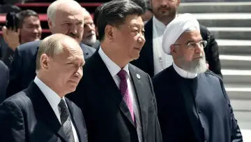 Задник до фильму"Russie, Chine, Iran : La revanche des empires" #1108940