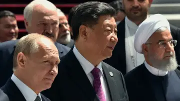 Задник до фильму"Russie, Chine, Iran : La revanche des empires" #477518