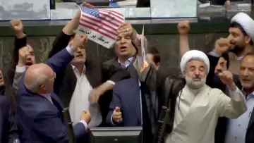 Задник до фильму"Russie, Chine, Iran : La revanche des empires" #484605