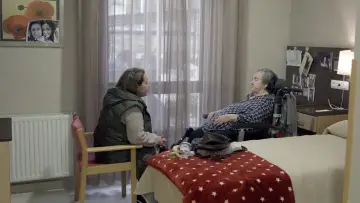 Задник до фільму "Hold-up sur les vieux" #484911