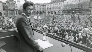 Задник до фільму "Prima della fine - Gli ultimi giorni di Enrico Berlinguer" #1124997