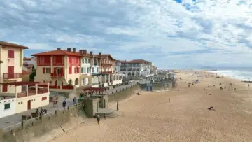 Задник до фильму"Hossegor, histoires d