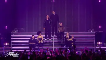 Задник до фильму"Star Academy : Le concert événement" #1204244