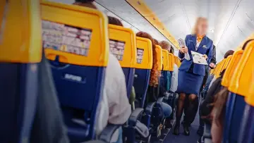 Задник до фільму "Sous haute pression, le système Ryanair" #484965