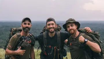 Задник до фильму"TAÏ: 33 jours dans la dernière forêt primaire d’Afrique de l’Ouest" #484623