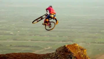 Задник до фильму"Where the Trail Ends" #1156987