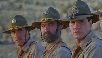 Задник до фильму"In Pursuit of Honor" #426123