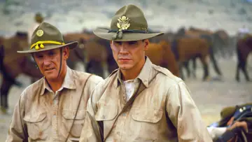 Задник до фильму"In Pursuit of Honor" #426127