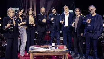 Задник до фильму"Gomorra - La Serie: 10 anni dopo" #489156