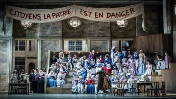 Задник до фильму"Royal Opera House: Andrea Chénier" #491718
