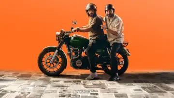 Задник до фільму "ഡൊമിനിക് ആൻഡ് ലേഡീസ് പേഴ്സ്" #682523