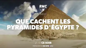 Задник до фильму"Que cachent les pyramides d