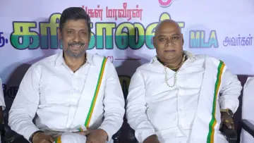 Задник до фильму"பீனிக்ஸ்" #711517