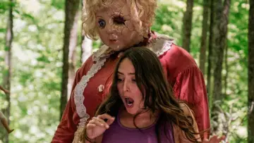 Задник до фильму"Dolly" #746697