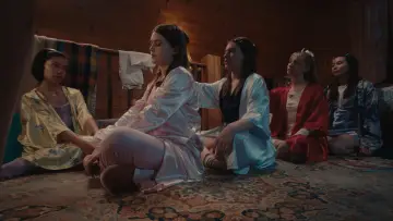 Задник до фільму "Blood Sisters" #922400