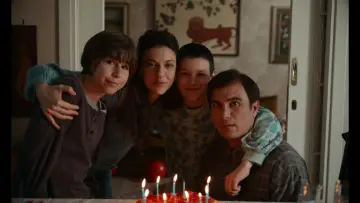 Задник до фільму "Familia" #737441