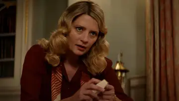 Задник до фільму "Murder at the Embassy" #507301
