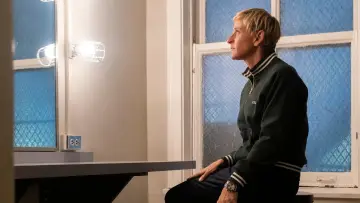 Задник до фильму"Еллен Дедженерес: Для вашого схвалення" #982404