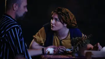 Задник до фильму"Evcilik" #922181