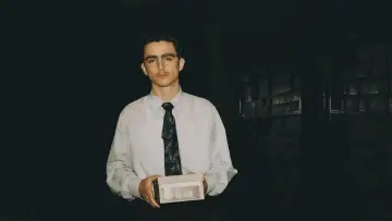 Задник до фильму"Марті Супрім. Геній комбінацій" #508444