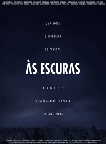 Às Escuras постер