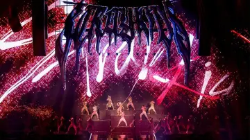 Задник до фильму"Beyond Live — Stray Kids World Tour dominATE in SEOUL" #1191258