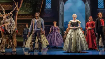 Задник до фильму"Frozen: The Hit Broadway Musical" #629208