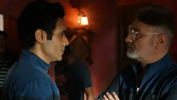 Задник до фильму"Aliya Basu Gayab Hai" #862940