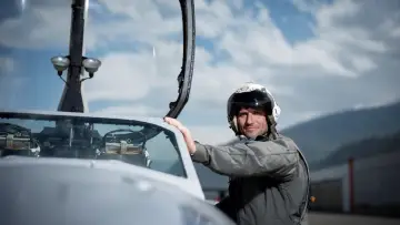 Задник до фильму"Guy Martin: Top Gun" #881807