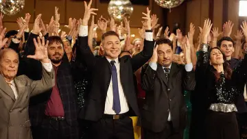 Задник до фільму "Mazel Tov" #719928