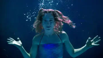 Задник до фильму"Miss Mermaid" #911331