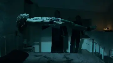 Задник до фильму"The Crucifix: Blood of the Exorcist" #651578