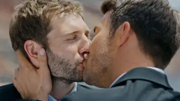 Задник до фильму"The Groomsmen: Second Chances" #942600
