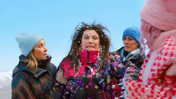 Задник до фільму "Soltera, casada, viuda, divorciada 2" #881598
