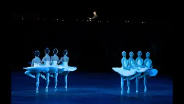 Задник до фильму"English National Ballet: Swan Lake" #881595