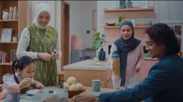 Задник до фильму"La Tahzan: Cinta, Dosa, Luka..." #672839