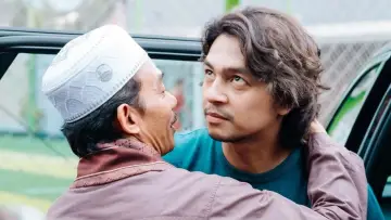 Задник до фильму"La Tahzan: Cinta, Dosa, Luka..." #672927