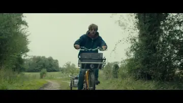 Задник до фільму "Kyma, l
