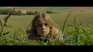 Задник до фільму "Kyma, l