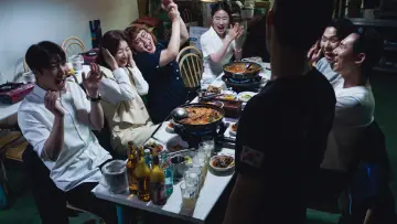 Задник до фільму "동창 : 최후의 만찬" #543918