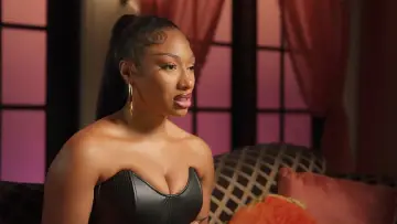 Задник до фильму"Megan Thee Stallion: In Her Words" #1159424