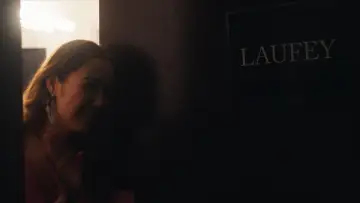Задник до фільму "Laufey