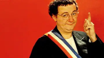 Задник до фильму"Coluche, la véritable histoire d
