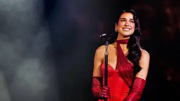Задник до фильму"An Evening with Dua Lipa" #681970