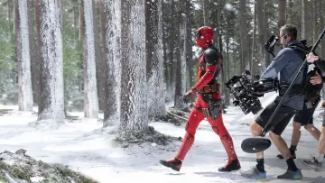 Задник до фильму"Marvel Studios Assembled: The Making of Deadpool & Wolverine" #982092
