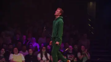 Задник до фильму"James Acaster: Hecklers Welcome" #681906