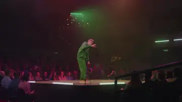 Задник до фильму"James Acaster: Hecklers Welcome" #681909