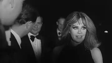 Задник до фильму"Ich will alles. Hildegard Knef" #935399