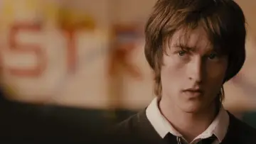Задник до фильму"Spike Island" #405028